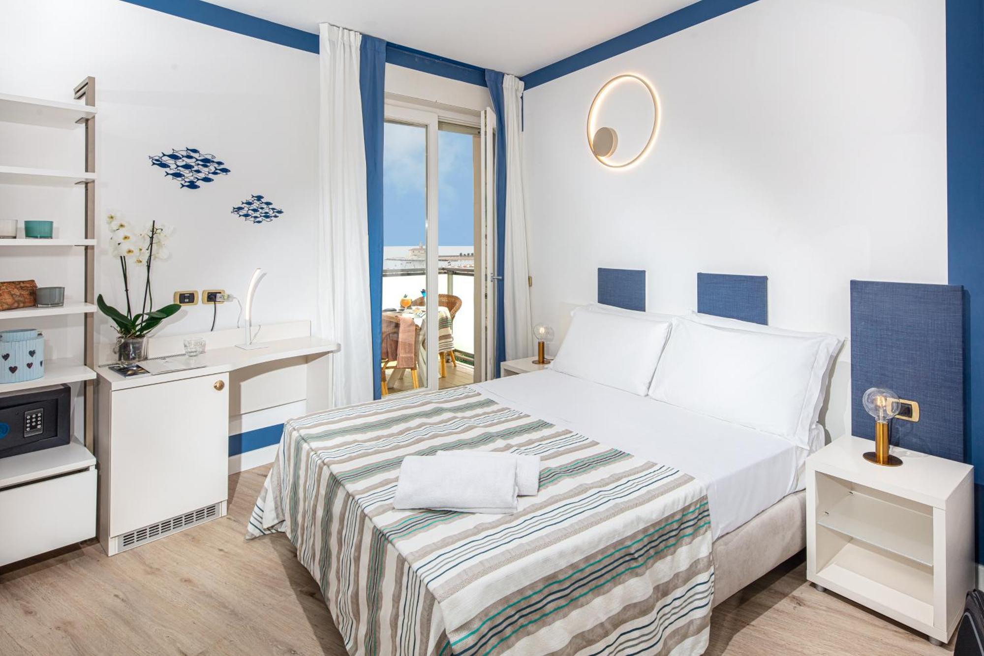 Hotel Karinzia Caorle Exteriör bild